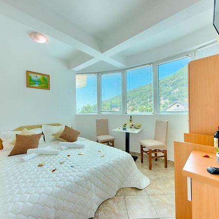 Hotel Dana Canj Ngoại thất bức ảnh