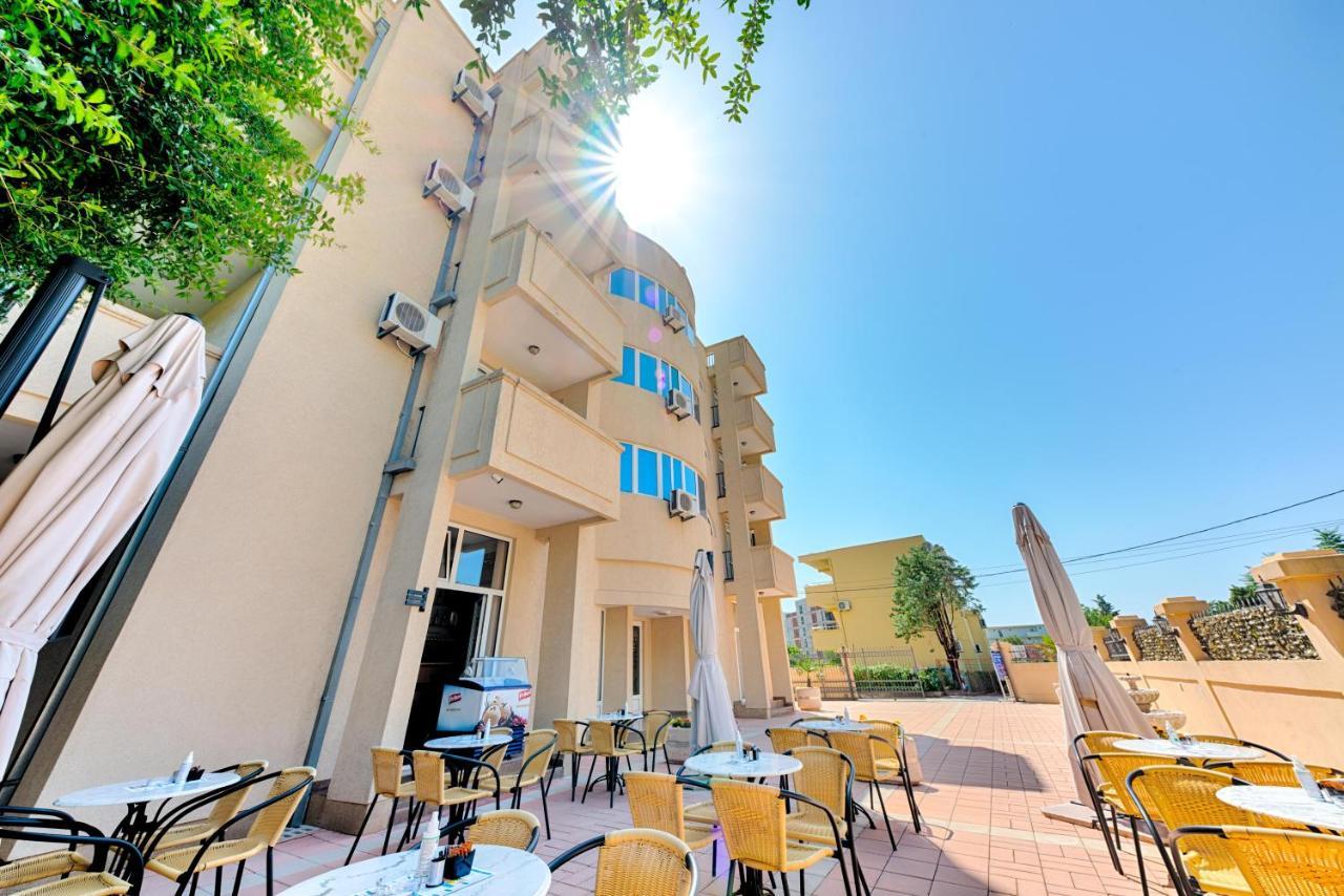 Hotel Dana Canj Ngoại thất bức ảnh