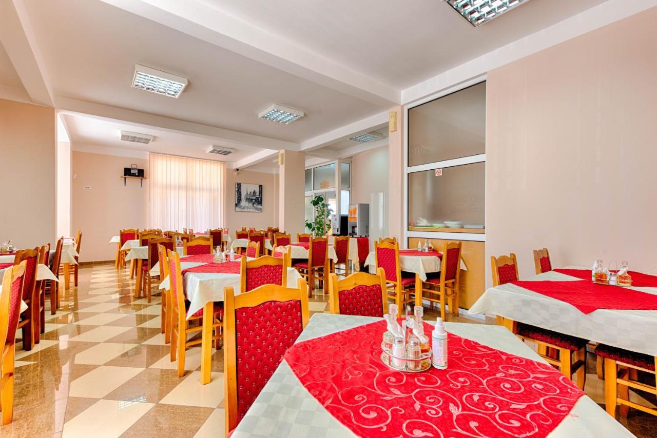 Hotel Dana Canj Ngoại thất bức ảnh