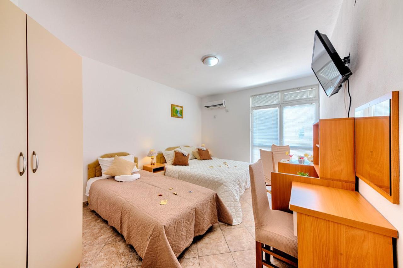 Hotel Dana Canj Ngoại thất bức ảnh